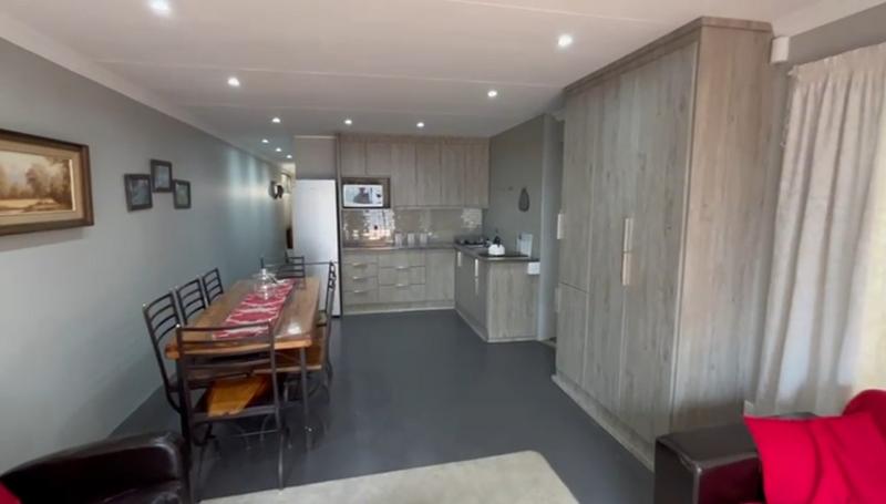 5 Bedroom Property for Sale in Universitas Free State